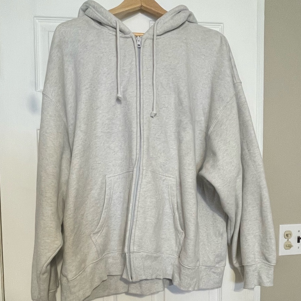 TNA by Aritzia sweat fleece boyfriend Light Gray Zip-Up Hoodie